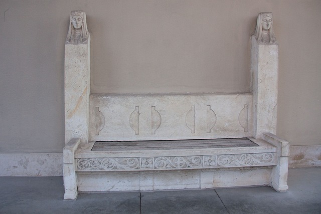 尤其是在下 尤其是在下